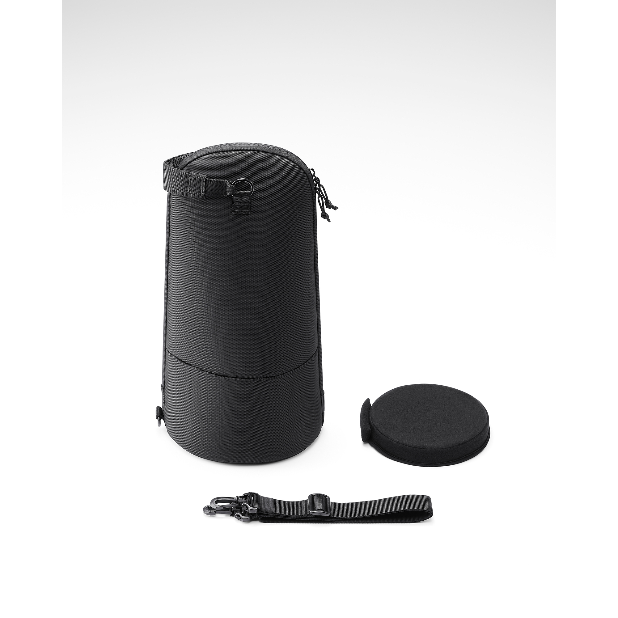 軟質攜行包，隨附肩帶跟軟墊