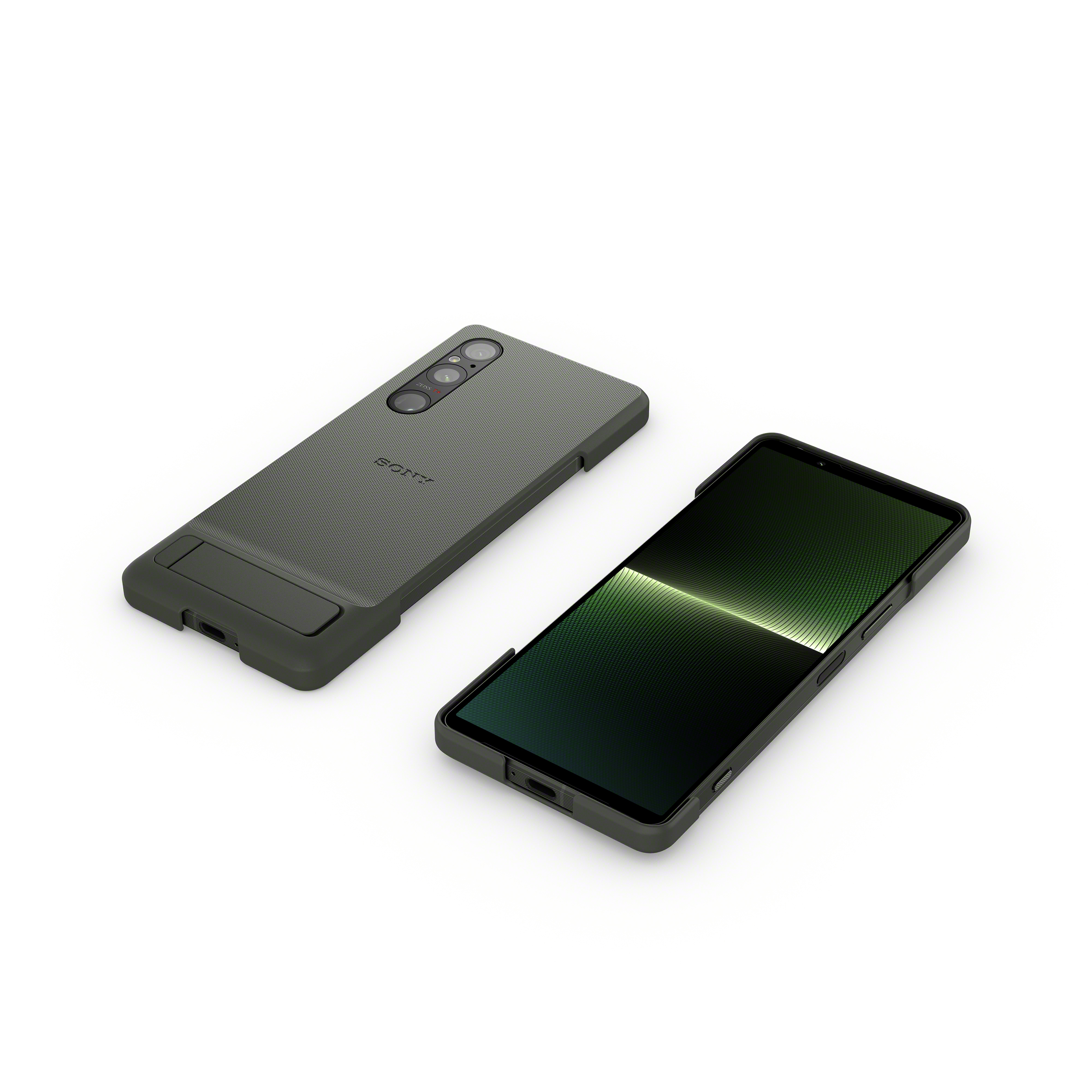 兩個綠色 Xperia 1 V 智慧型手機專用可立式時尚保護殼並排放置，一部正面朝上，另一部正面朝下