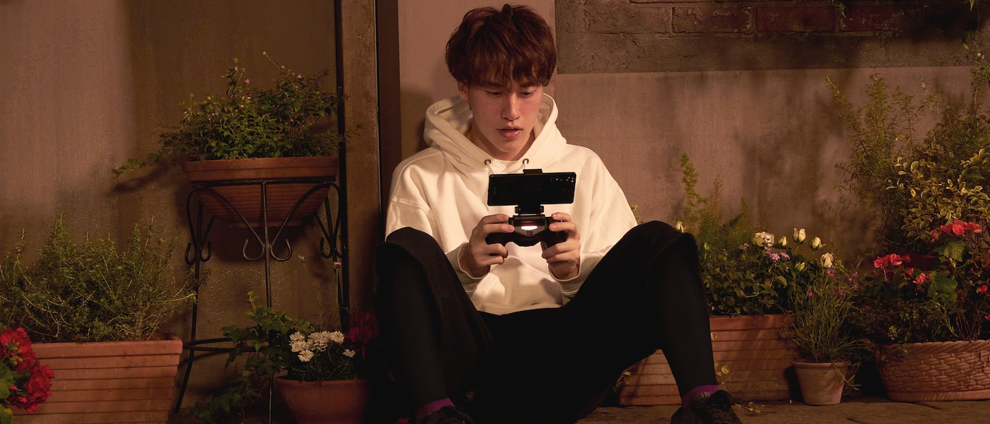 DUALSHOCK®4 17 18 無線控制器讓你掌控一切